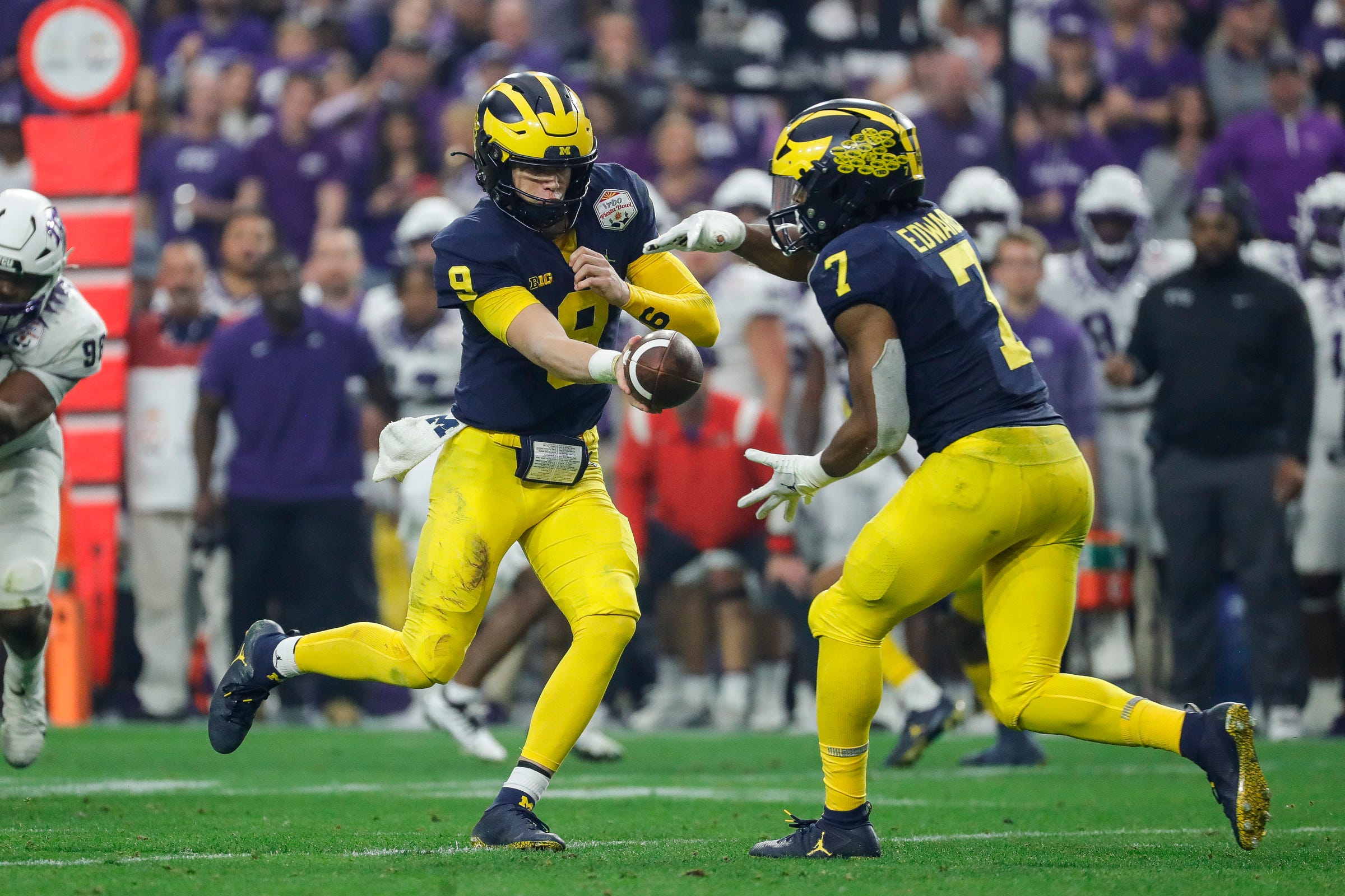 Michigan football running back Donovan Edwards