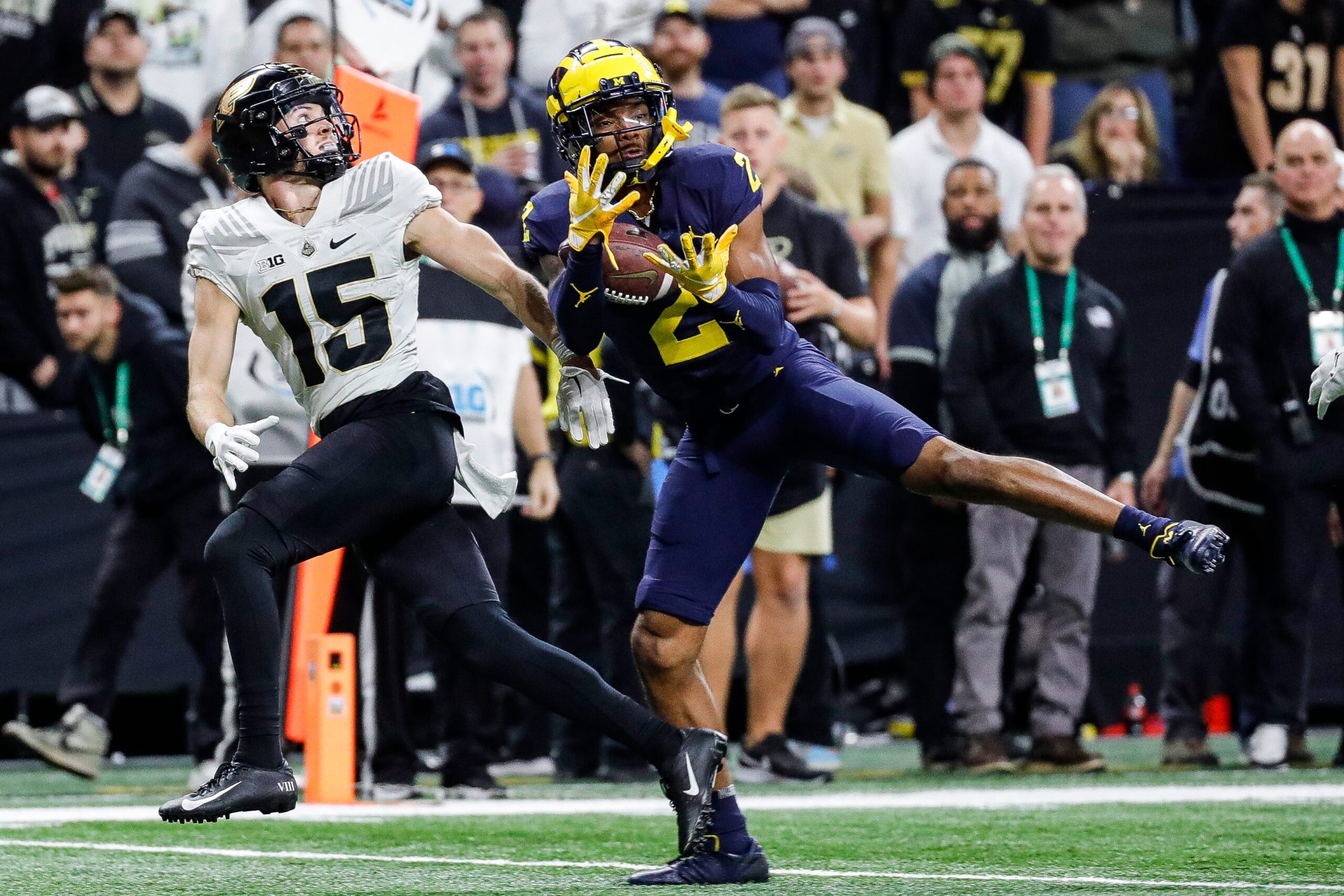 Snap counts, PFF grades: Roman Wilson leads Michigan offense with