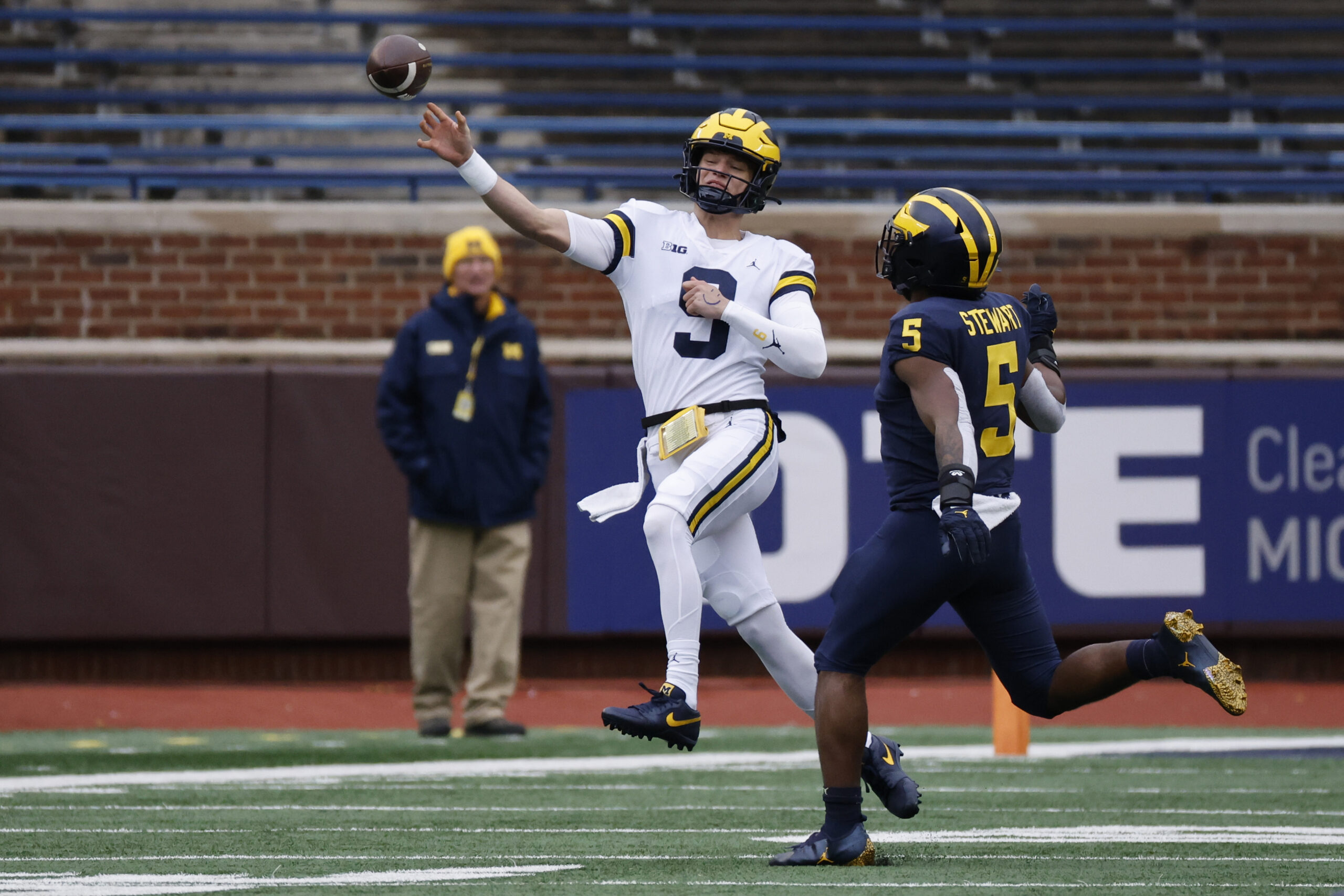 Michigan football, fall camp, passing game, JJ McCarthy, 2023 college football season