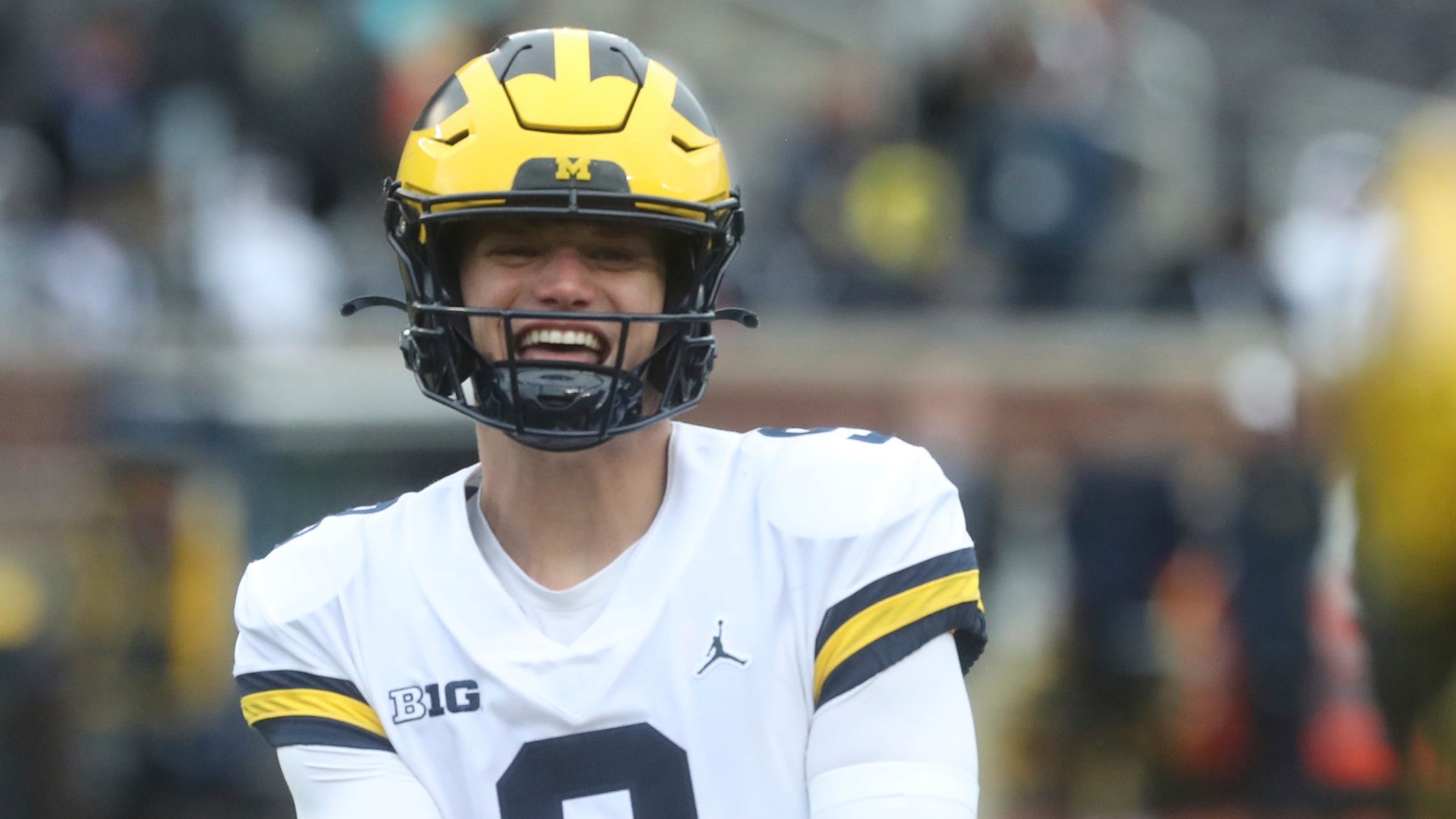 Michigan football quarterback JJ McCarthy, fall practice