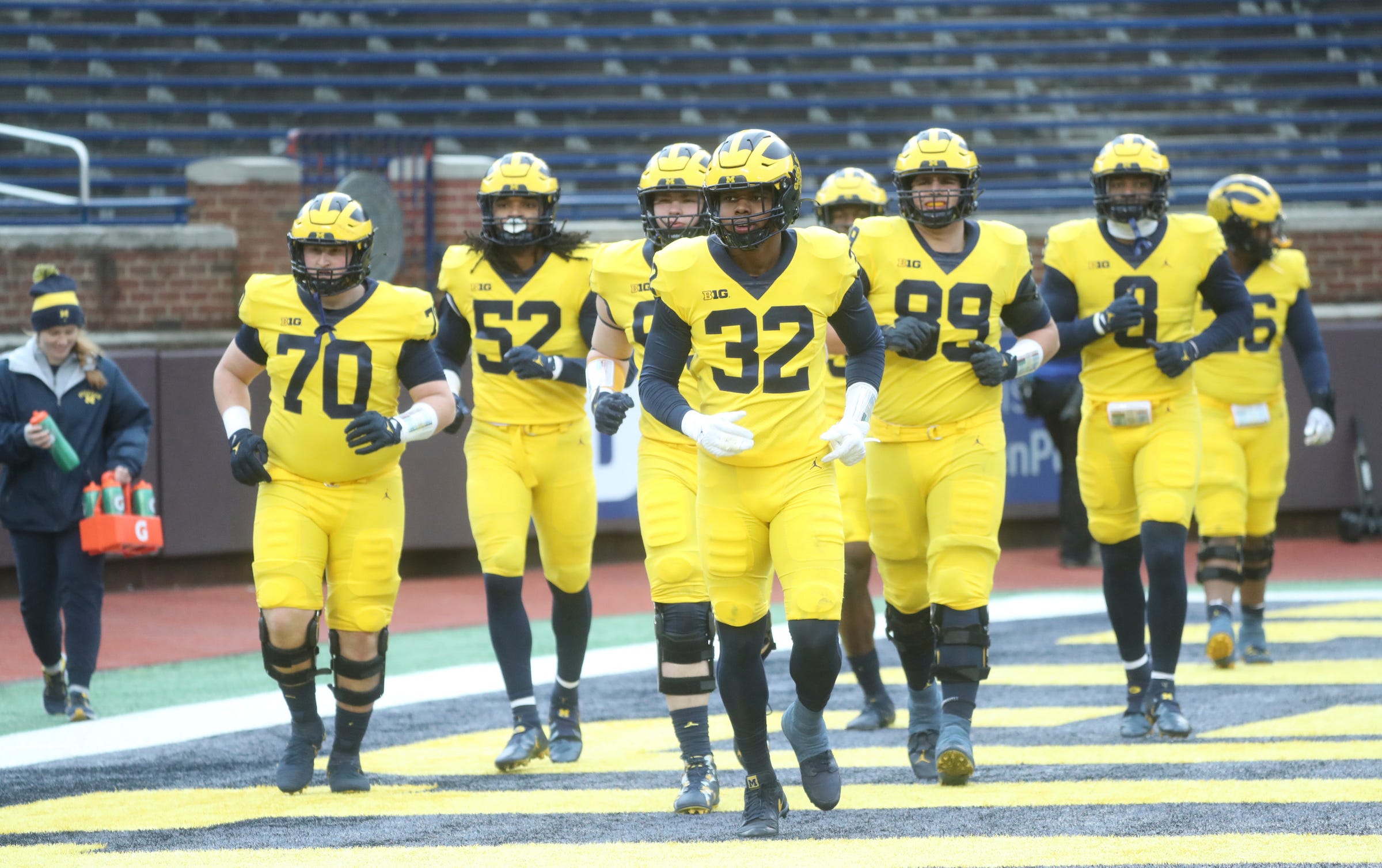 Michigan football defensive line, fall camp, JJ McCarthy