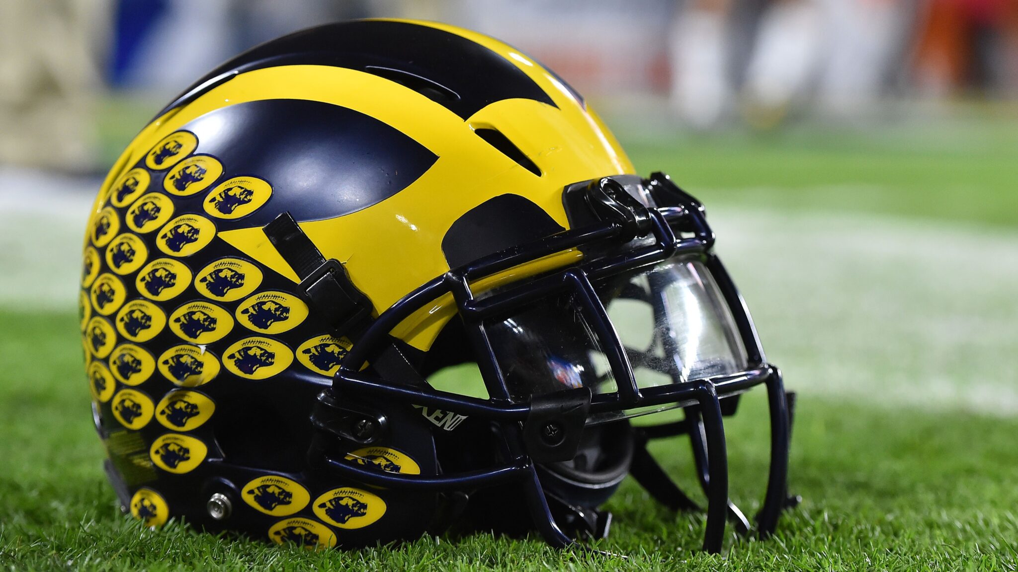 New Michigan football transfer explains why he chose Michigan