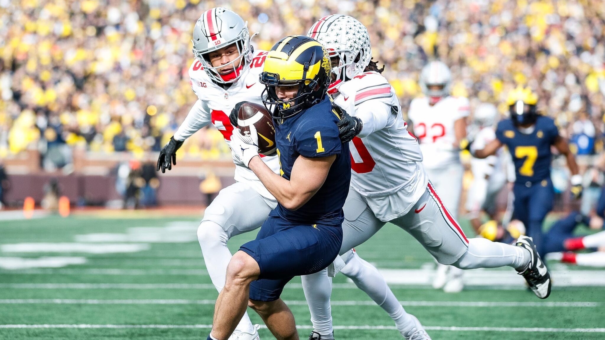 Michigan Football Superstar Roasts Ohio State Players