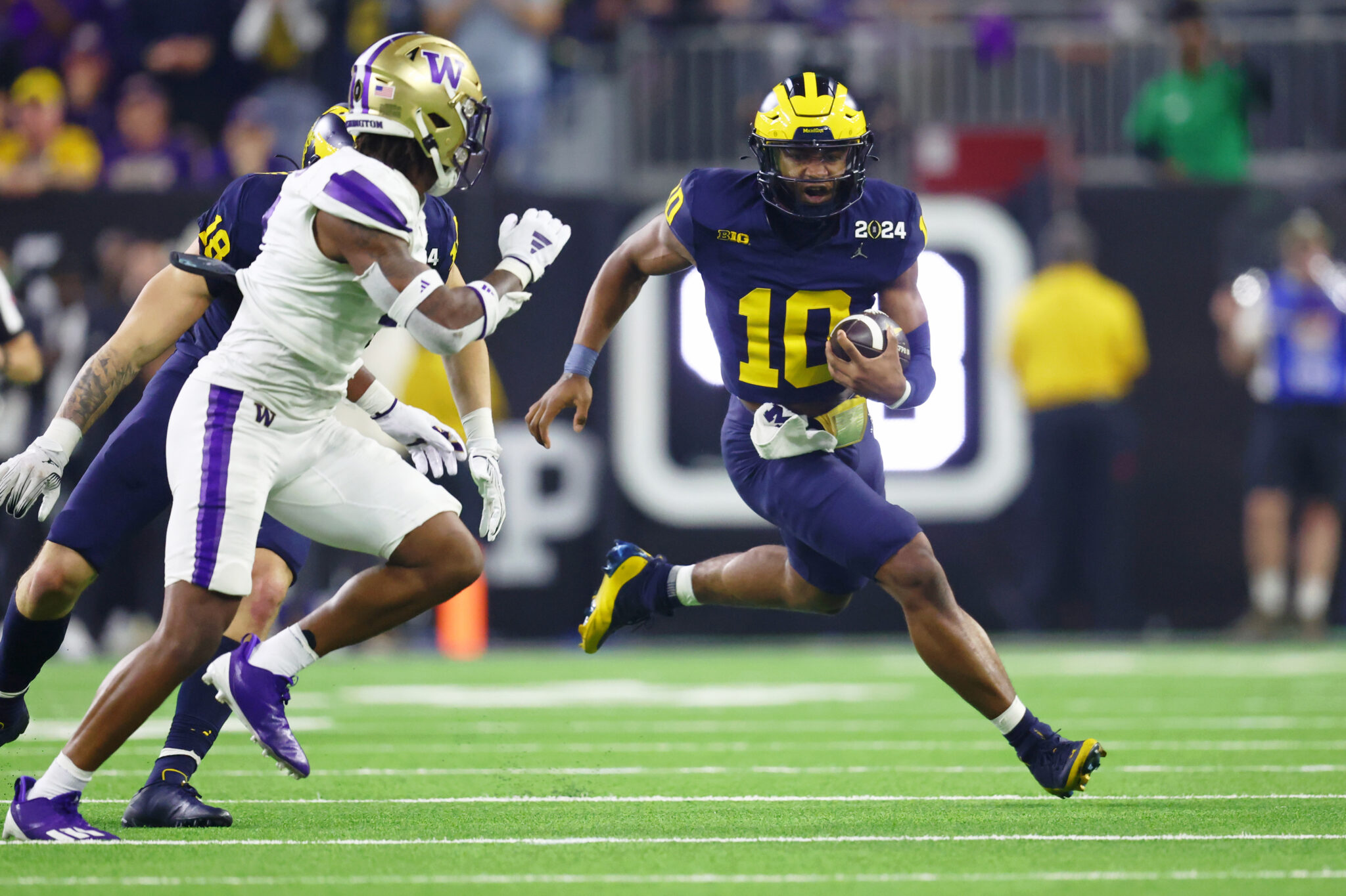 Alex Orji is emerging as top QB option for Michigan football