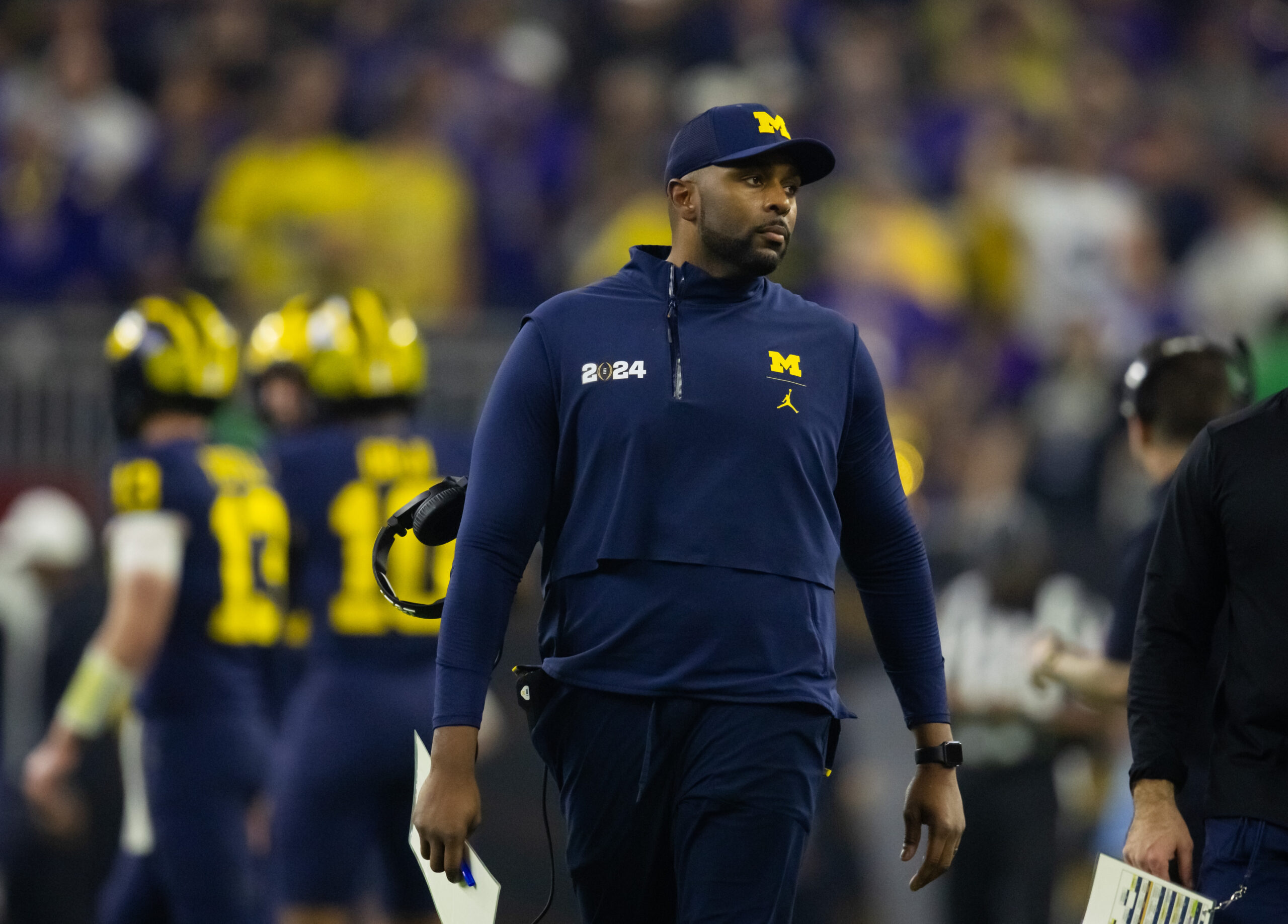 Michigan football a finalist with 4star LB, elite 2025 WR to visit