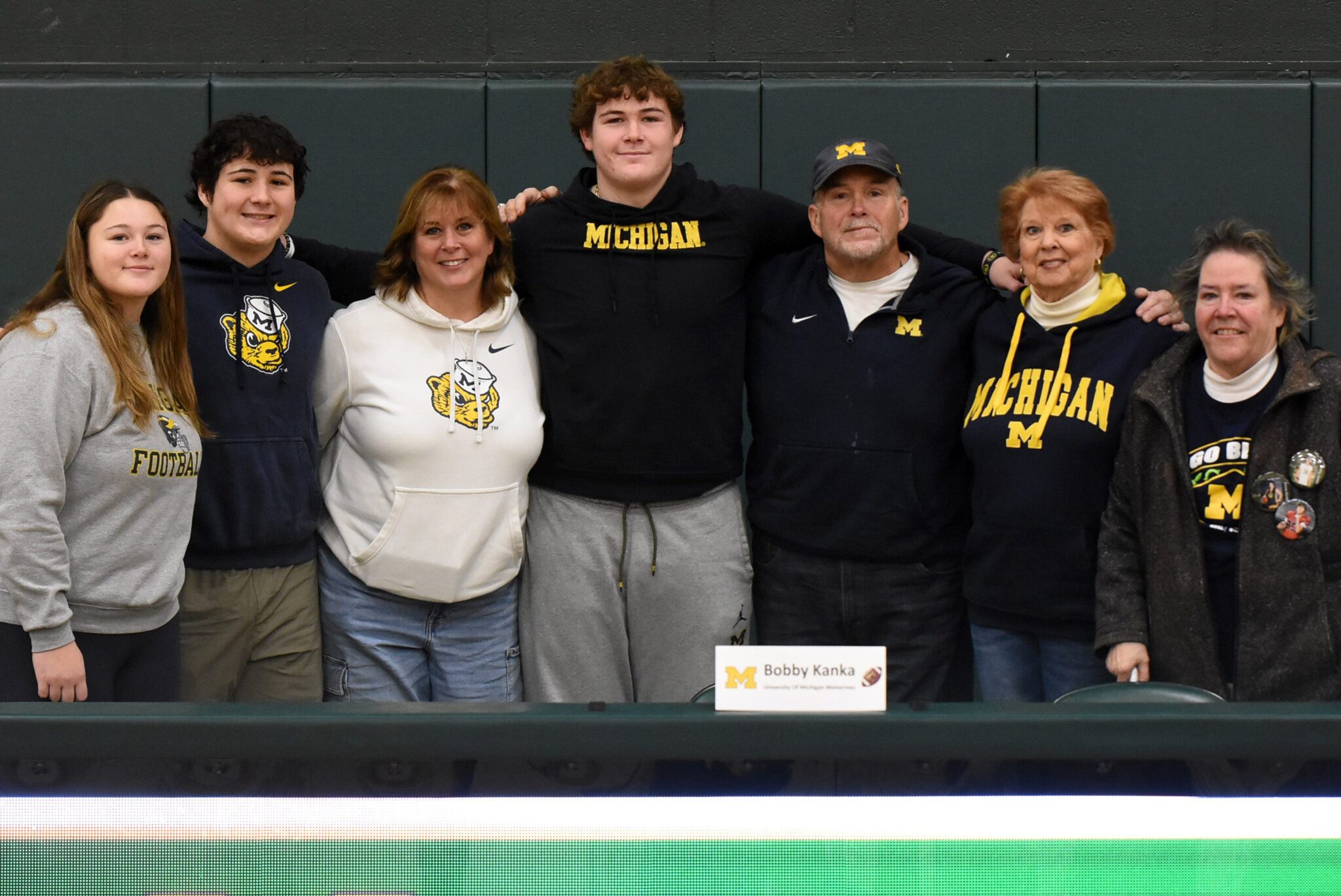 Michigan football recruits put pen to paper on National Signing Day