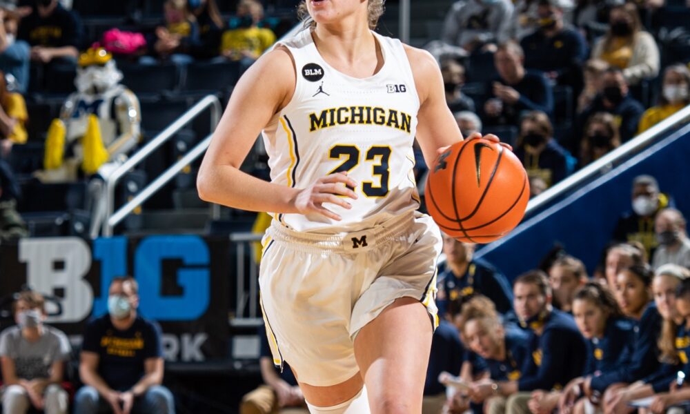 Danielle Rauch on the court at Michigan