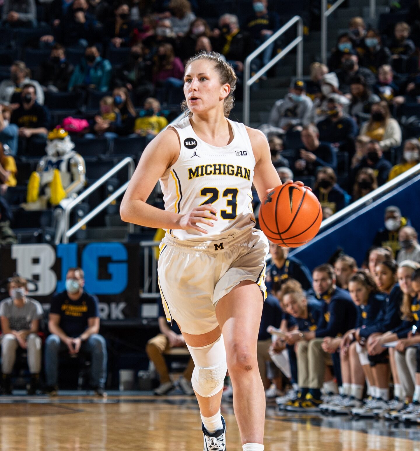 Danielle Rauch on the court at Michigan