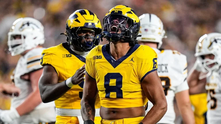 Dom Nichols Michigan Defense
